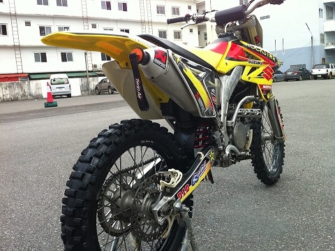 ขาย RMZ-250 ปี2007(จันทบุรี)083-516-4018 พร้อมลงสนาม