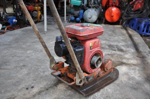 ขายเครื่องตบดินMIKASA สภาพเดิมๆจากญี่ปุ่น 7,900 เท่านั้น!!