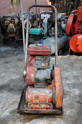 ขายเครื่องตบดินMIKASA สภาพเดิมๆจากญี่ปุ่น 7,900 เท่านั้น!!