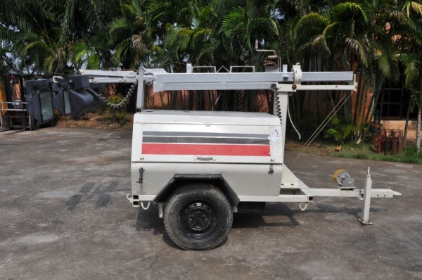 ขาย สปอร์ทไลท์ ALFA LIGHTING TOWER สภาพสวยเดิมจากญี่ปุ่น 89,000 เท่านั้น!!