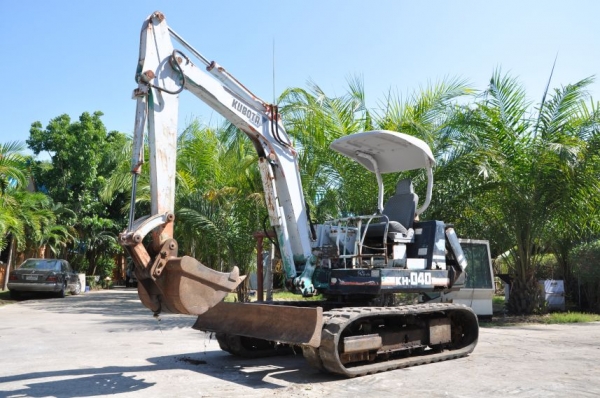 ขาย แบคโฮKUBOTA KH40สภาพสวยเดิมจาญี่ปุ่น ยังไม่เคยใช้งานในไทย 240,000 เท่านั้น!!