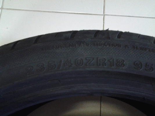 ขายยาง 235/40/18 (สภาพใหม่)