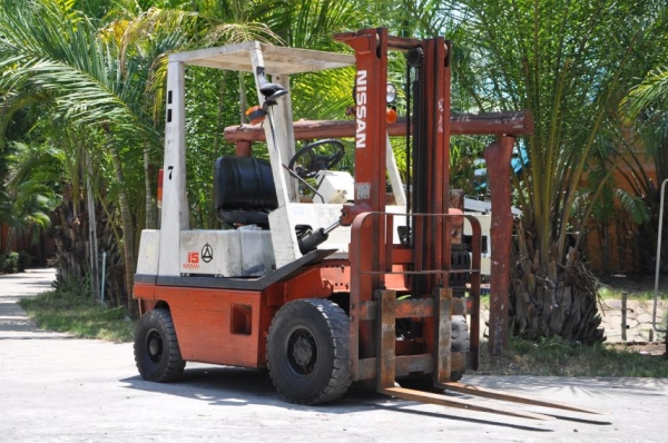 ลดกระหน่ำ FORKLIFT NISSAN 1.5ตันครึ่ง สภาพสวยเดิมจากญี่ปุ่นยังไม่เคยใช้ในไทย หาอยู่รับรองชอบ 99,000 เท่านั้น!!