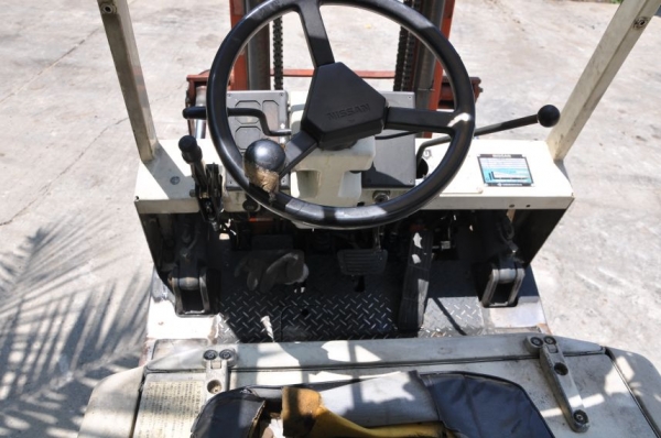 ลดกระหน่ำ FORKLIFT NISSAN 1.5ตันครึ่ง สภาพสวยเดิมจากญี่ปุ่นยังไม่เคยใช้ในไทย หาอยู่รับรองชอบ 99,000 เท่านั้น!!