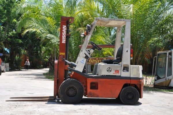 ลดกระหน่ำ FORKLIFT NISSAN 1.5ตันครึ่ง สภาพสวยเดิมจากญี่ปุ่นยังไม่เคยใช้ในไทย หาอยู่รับรองชอบ 99,000 เท่านั้น!!