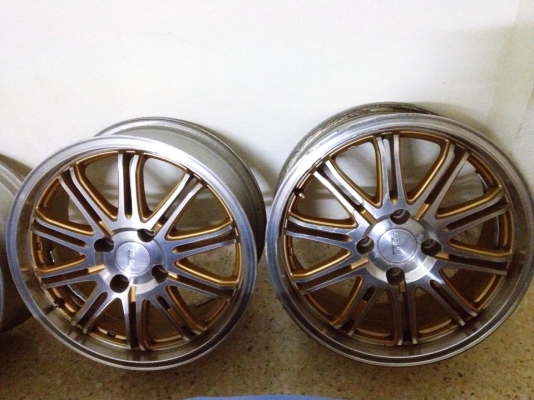 ขายแม็กcoupe racing ขอบ15 4รู100