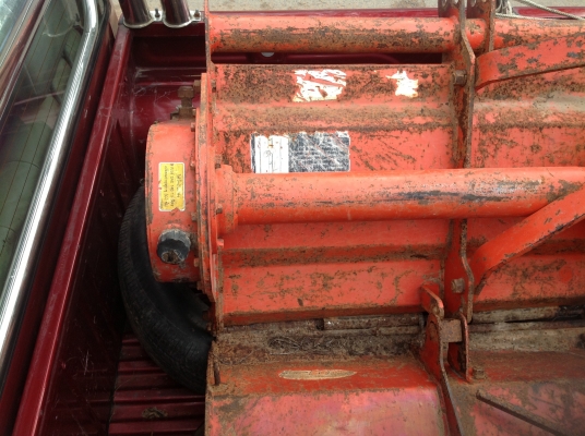 ขายด่วน โรตารี่ ตีดิน ติดรถไถคูโบต้า 47 แรง ตราช้าง 9แถว กว้าง1.80ม. ขายด่วน โรตารี่ ตีดิน ติดรถไถคูโบต้า 47 แรง ตราช้าง 9แถว กว้าง1.80ม.