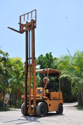 ขายFORKLIFT KOMATSU FG20เสาสูง4เมตร นำเข้าญี่ปุ่นยังไม่เคยใช้ในไทย 95,000 เท่านั้น!!