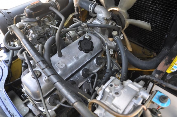 ขายFORKLIFT KOMATSU FG14รุ่นใหม่ สภาพเดิมๆจากญี่ปุ่น ยังไม่เคยใช้งานในไทย 185,000บาท