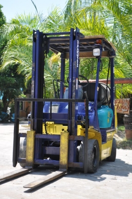 ขายFORKLIFT KOMATSU FG14รุ่นใหม่ สภาพเดิมๆจากญี่ปุ่น ยังไม่เคยใช้งานในไทย 185,000บาท