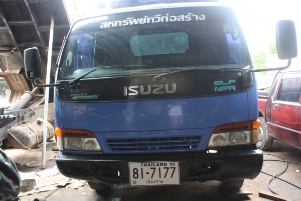 ขายNPRหัวการ์ตูน135แรงดั้ม ปี48 NPR71G