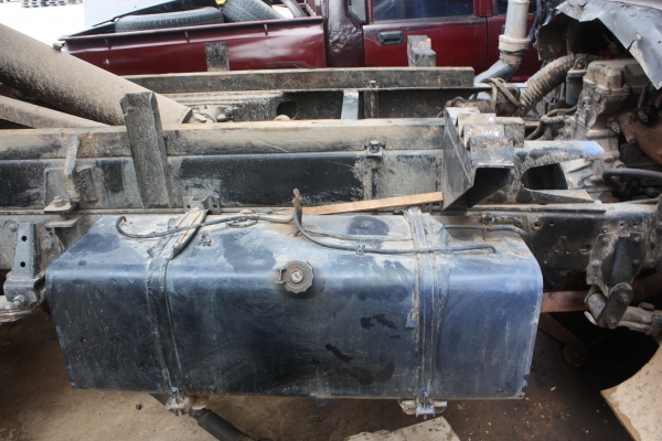 ขายNPRหัวการ์ตูน135แรงดั้ม ปี48 NPR71G