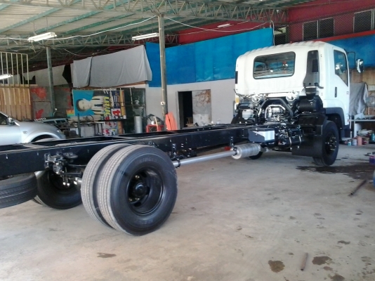 บริการต่อกระบะ ติดตั้งดั๊มพ์ เปลี่ยนหัวรถบรรทุก ซ่อมตู้แห้ง ปรับปรุงสภาพรถบรรทุกเก่า