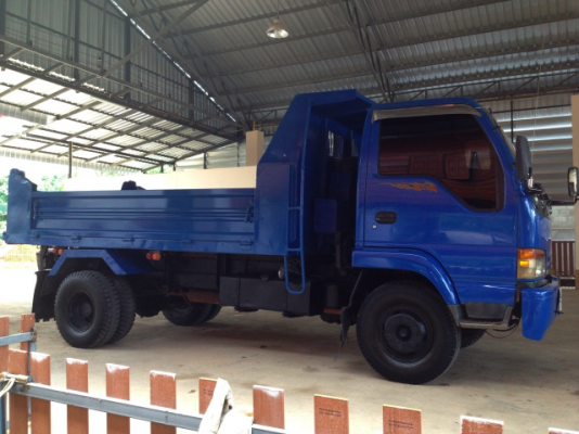 ขาย หกล้อดั้ม 5 คิว isuzu