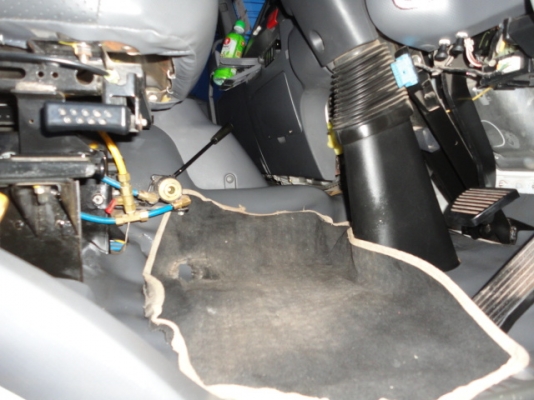 ISUZU DECA  FXZ 360 ปี 2554 มือเดียวออกห้าง  ใช้งานสองแสนกว่ากิโลเมตร