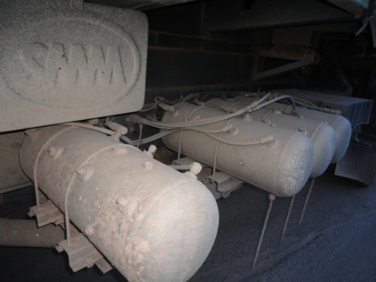 ISUZU DECA  FXZ 360 ปี 2554 มือเดียวออกห้าง  ใช้งานสองแสนกว่ากิโลเมตร