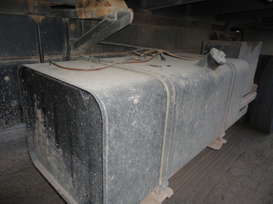 ISUZU DECA  FXZ 360 ปี 2554 มือเดียวออกห้าง  ใช้งานสองแสนกว่ากิโลเมตร