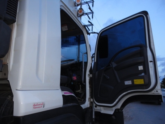 ISUZU DECA  FXZ 360 ปี 2554 มือเดียวออกห้าง  ใช้งานสองแสนกว่ากิโลเมตร