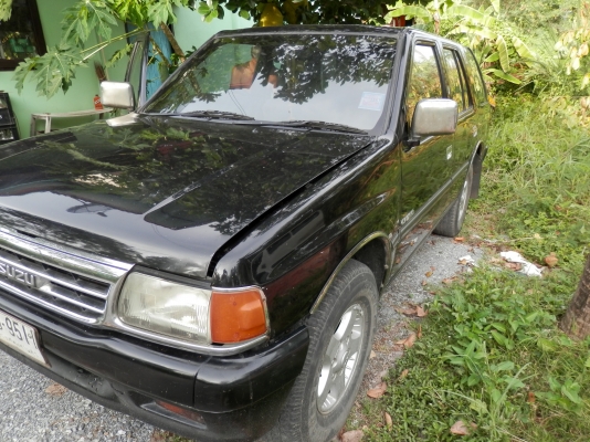 ISUZU CAMEO ปี 94 เครื่อง 2500 มังกรทอง มีแอร์รีโมท เกียร์ Manual