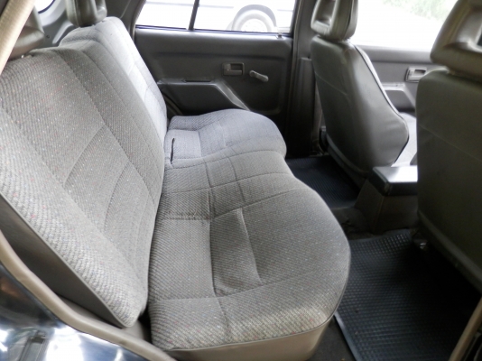 ISUZU CAMEO ปี 94 เครื่อง 2500 มังกรทอง มีแอร์รีโมท เกียร์ Manual