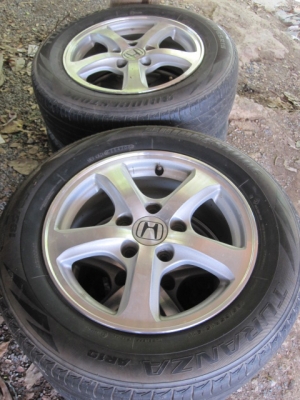 แม็กเก๋ง Honda พร้อมยาง ขายถูกๆ แม็กเก๋ง Honda พร้อมยาง ขายถูกๆ