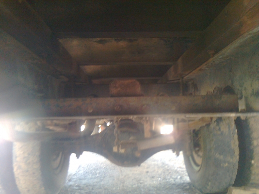 รถบรรทุก 6 ล้อ ISUZU ROCKY 195 แรง พร้อมเครน 3 ตัน 3 ปลอก รถพร้อมใช้งาน ราคาสุดคุ้ม