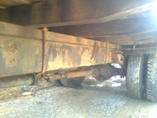 รถบรรทุก 6 ล้อ ISUZU ROCKY 195 แรง พร้อมเครน 3 ตัน 3 ปลอก รถพร้อมใช้งาน ราคาสุดคุ้ม