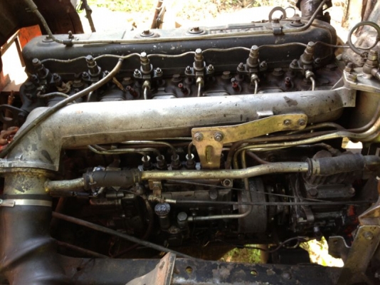 รถอิซูซุ 6 ล้อดั้ม ติดเครน 3 ตัน   175 แรงม้า  สนใจติดต่อ 081 - 6079515