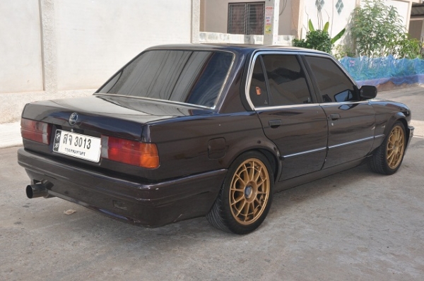 ขาย BMW 318i E30 เครื่อง 1G auto LPG max17 พร้อมใช้งาน ขาย BMW 318i E30 เครื่อง 1G auto LPG max17 พร้อมใช้งาน