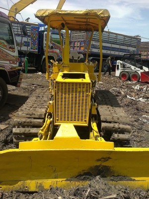 ขายแทรกเตอร์ D2 ร่น5 สไลร์ 5 ทิศทาง พร้อมใช้งานครับ ขายแทรกเตอร์ D2 ร่น5 สไลร์ 5 ทิศทาง พร้อมใช้งานครับ