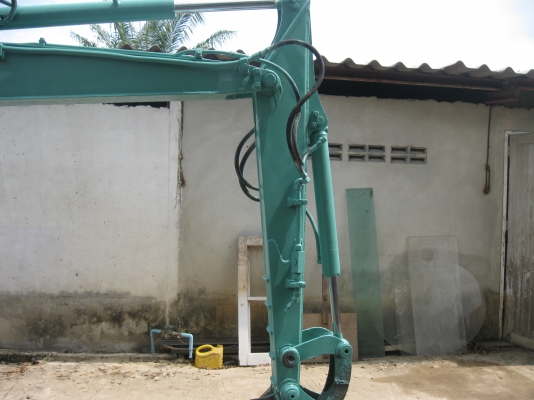 ขายแบคโฮ KOMATSU แบบ PC30-7  สภาพสวย พร้อมใช้งาน ช่วงล่างดี ราคาไม่แพง