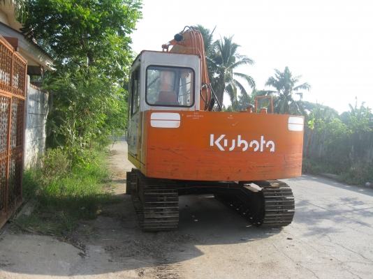 ขายแบคโฮ HITACHI แบบ UH025-7 เก่านอกรถพร้อมใช้งาน ช่วงล่างดี เครื่องดี ปั้มแรง สภาพสวย ราคาไม่แพง