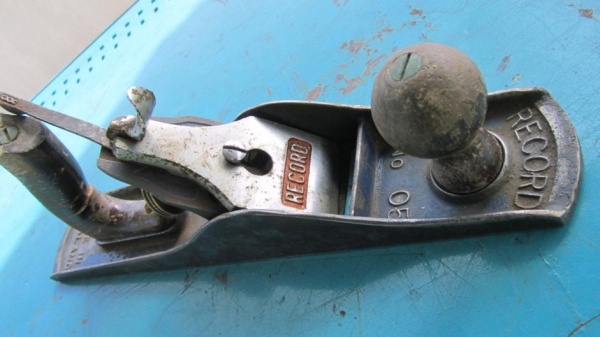 กบไสไม้RECORD 13นิ้ว กบไสไม้RECORD 13นิ้ว