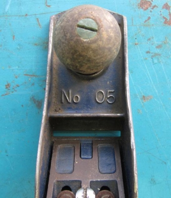 กบไสไม้RECORD 13นิ้ว กบไสไม้RECORD 13นิ้ว