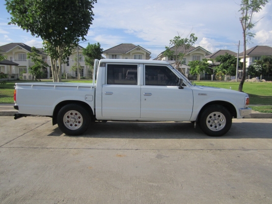 ขายกระบะ NISSAN 720 Professional 4 ประตู สภาพเดิมๆคลาสสิค
