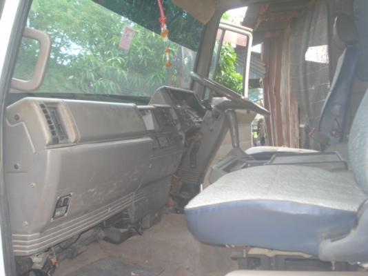 ขายด่วน ISUZU ROCKY เครื่อง 195 แรงม้า ดั๊มดิน 3.60 เมตรสวยๆๆครับ