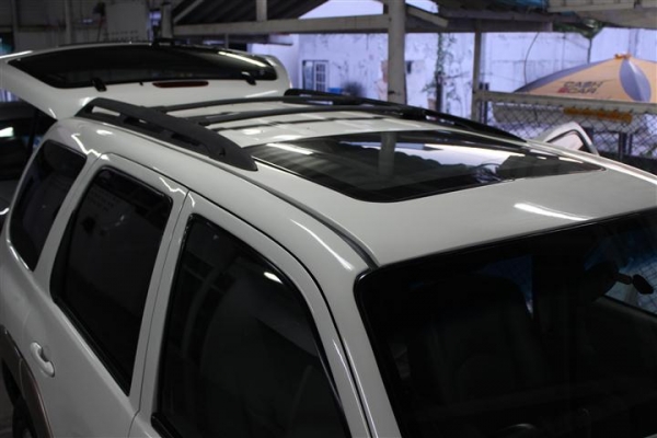 ขาย 2004 MAZDA TRIBUTE 3.0 V6 สีขาว เจ้าของขายเอง มีsunroof