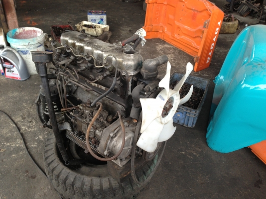 เครื่องยนต์รถโฟล์คลิฟ ISUZU C240 เครื่องยนต์รถโฟล์คลิฟ ISUZU C240