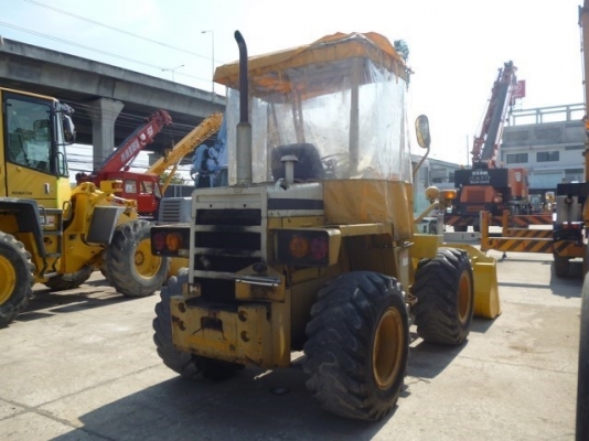 ลดสุดๆ รถเก่านำเข้าจาก ญี่ปุ่น รถตักล้อยาง WHEEL LOADER KOMATSU 507 S/N 52065 สภาพดีมาก พร้อมใช้งานขายเพียง 580,000 บาทเท่านั่น ลดสุดๆ รถเก่านำเข้าจาก ญี่ปุ่น รถตักล้อยาง WHEEL LOADER KOMATSU 507 S/N 52065 สภาพดีมาก พร้อมใช้งานขายเพียง 580,000 บาทเท่านั่น