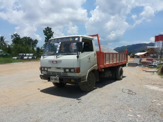 ขายหกล้อดั้มพ์ Hino KM117 เครื่องเดิม 117 แรง รถบ้านพร้อมใช้ โทร 088-4501277
