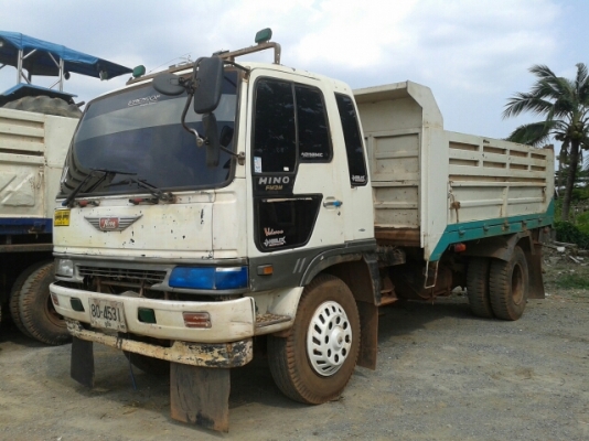 HINO  KR320  6 ล้อดั้มดิน  เปลี่ยนหัวเป็น เรนเจอร์  เครื่อง  EH 700  พวงมาลัยเพาเวอร์เบรคจิฟฟี่ ยาง900