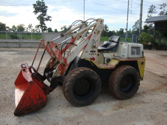 ขายรถตัก komatsu รุ่นsk07-2085