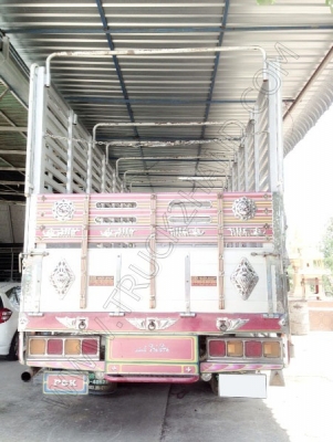 รถบรรทุก 6 ล้อ ยี่ห้อ ISUZU รุ่น FTR รถปี 50