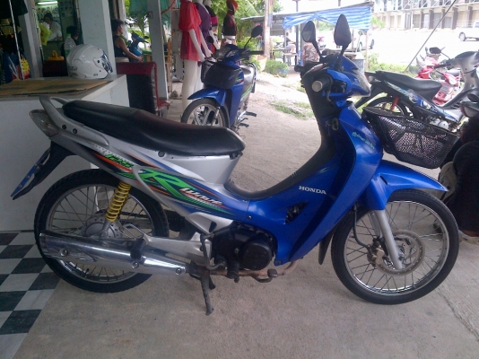 ด่วน!เวฟ125R กุญแจใหญ่ ปี48 รถเครื่องเดิมแน่นๆ พร้อมใช้ ทะเบียน+เอกสารโอน ภาษีไม่หมด 088-2197709