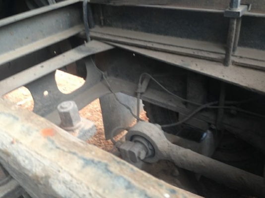 ขาย 10 ล้อดั๊ม HINO FN 187 เครื่อง HO7D 195 แรงม้า กระบะสามมิตร สนใจโทร 0819701072