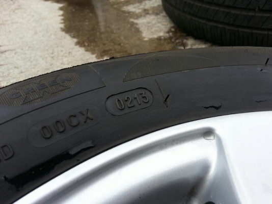 ล้อ14"Brio Amaze 4รู100 + ยาง Michelin 175/65/14 ปี13 ป้ายแดง