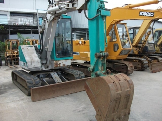 ขาย รถขุดเล็ก KOMATSU PC50UU-1 เก่านอก  From Japan แท้ๆ ใช้งานมาเพียง 3,220 ชม. สภาพสวย มีเก๋ง พร้อมใช้งาน