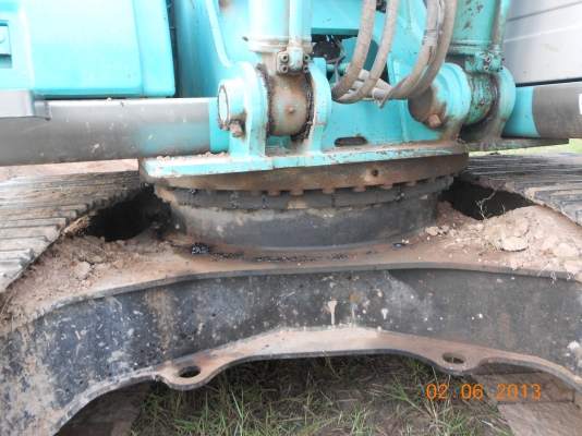 ขายkobelco sk200-6 YN07 สภาพพร้อมใช้งาน เครื่องดี ช่วงล่างเต็ม เอวดี ปั๊มแรง รถบ้าน เจ้าของใช้เอง ราคาไม่แพง 17000 ช.ม ขายด่วนครับ