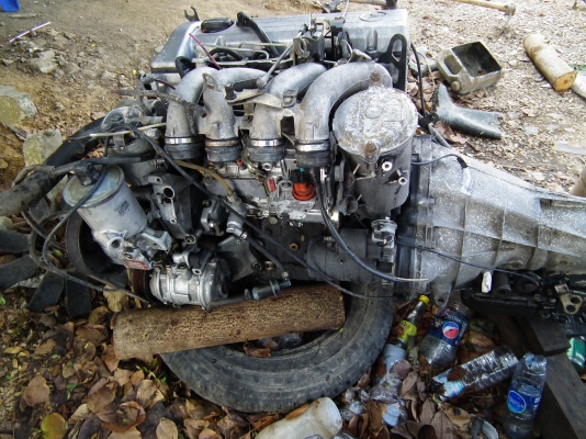 ขายเครื่อง benz w 124