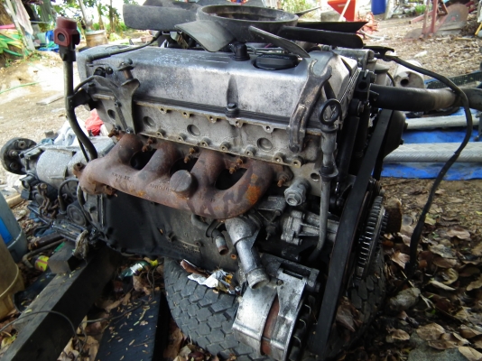 ขายเครื่อง benz w 124